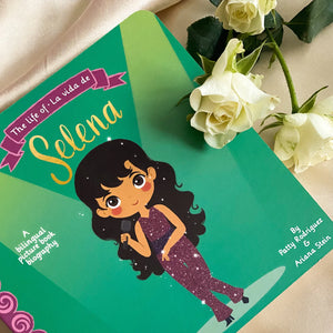 The Life of Selena | La Vida de Selena Book