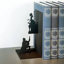 Load image into Gallery viewer, Romeo &amp; Juliet Bookend

